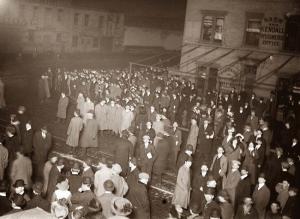 Titanic - Waiting for Survivors